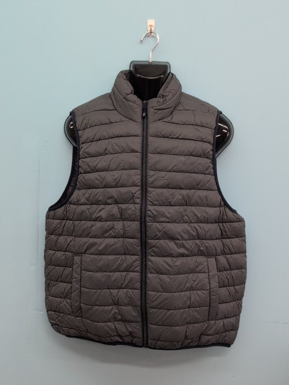 IZOD Mens Full Zip Quilted Puffer Vest Iron Gate Large NWT